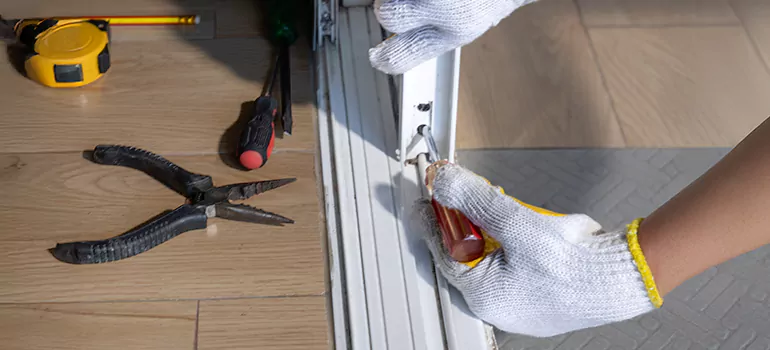 Sliding Glass Door Repair in Los Altos